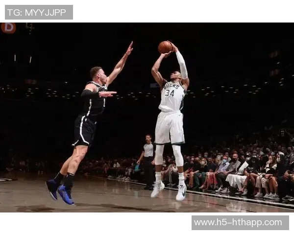 卡雷拉斯表现不佳全场最低评分11次失误仅有3次防守贡献