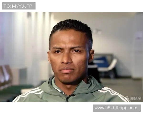 曼联历史上最现代边翼卫票选结果揭晓瓦伦西亚荣登榜首埃弗拉吉格斯紧随其后